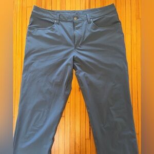 Lululemon Men’s ABC Classic-Fit Pants (blue, size 34x33)